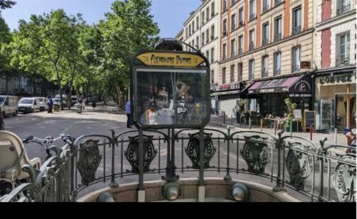 Ferienwohnung Studio Calme Et Eclaire Proche De Nation C Paris Exterior foto
